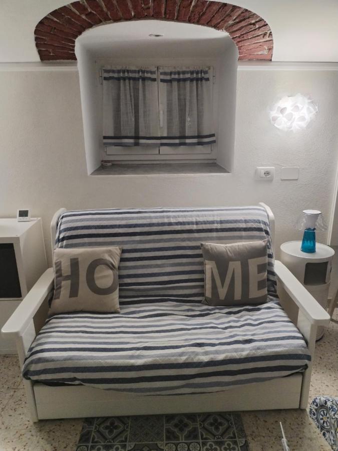 La Tavernetta Del Peo Casa Vacanze San Remo Kültér fotó