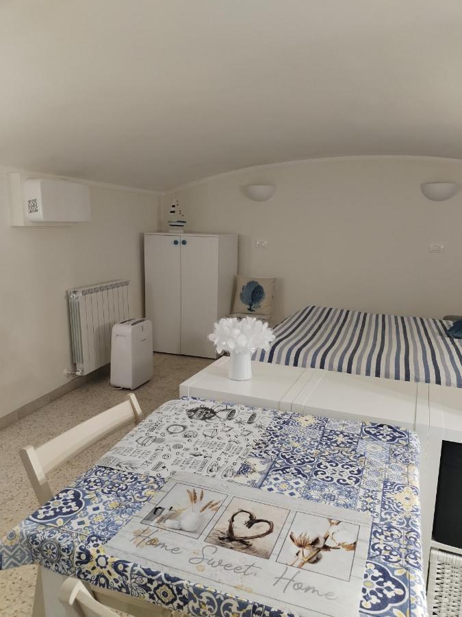 La Tavernetta Del Peo Casa Vacanze San Remo Kültér fotó